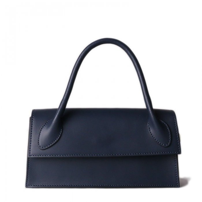 luxusní kožené kabelky na styl jacquemus modré blog modré kožene kabelky