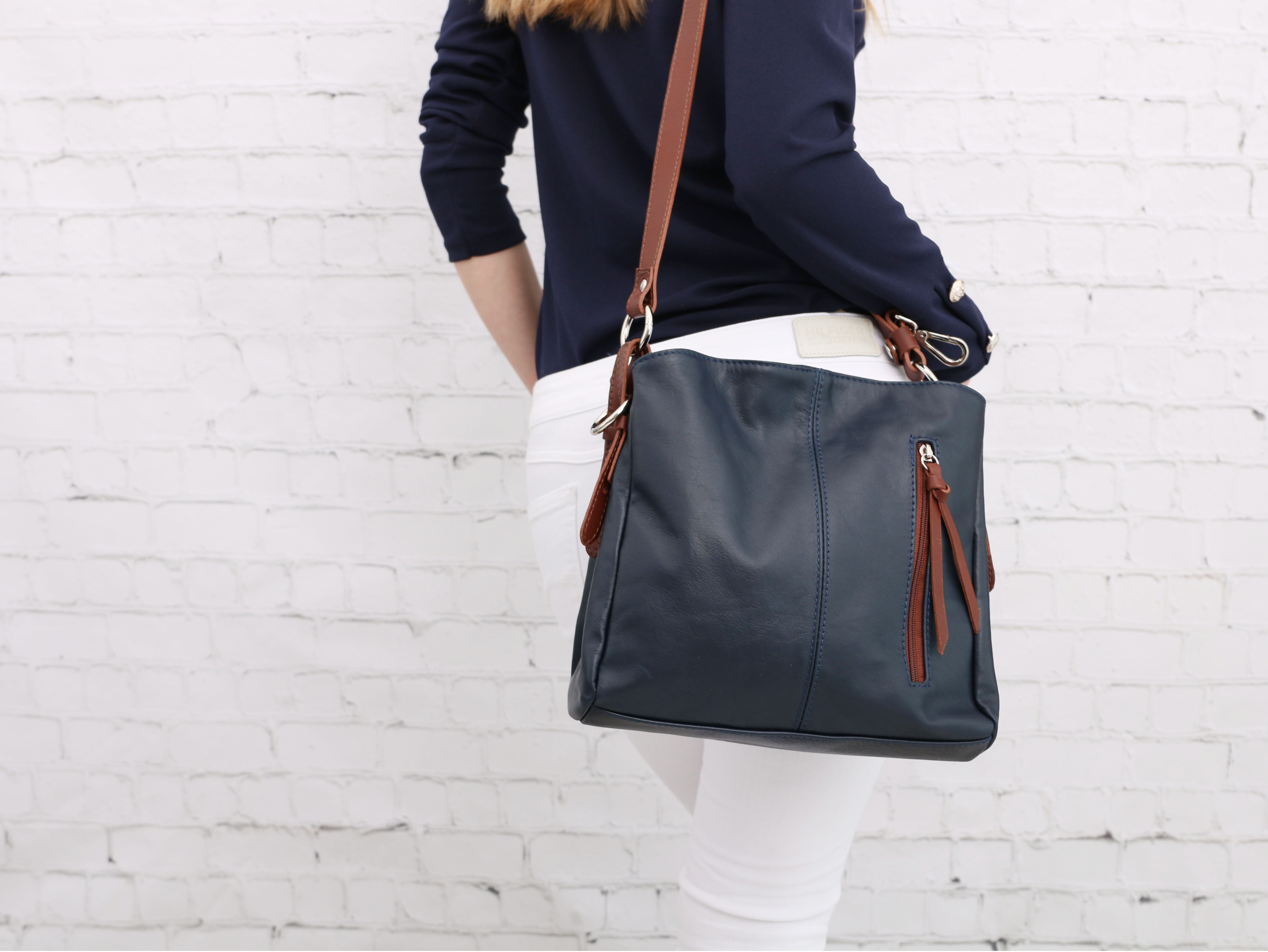 atraktívni kabelky guess pro holky  a dámy - blog